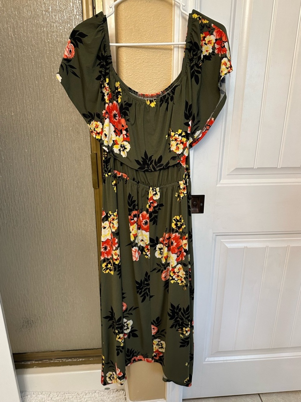 Olive Green Floral Midi Dress with Puff Sleeves